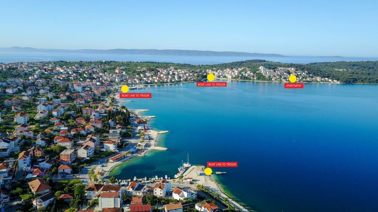 Apartment "On The Beach" Трогір Екстер'єр фото